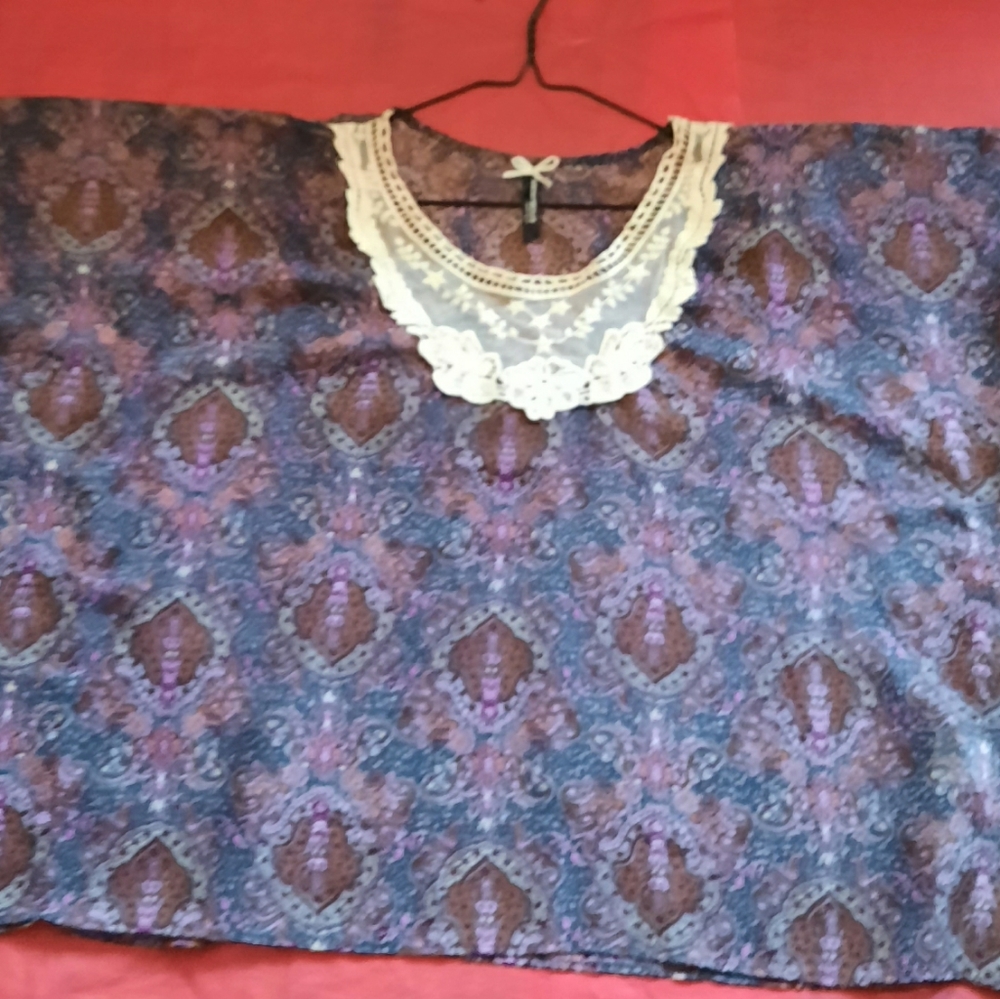 Multicolor blouse - Picture 2 of 2